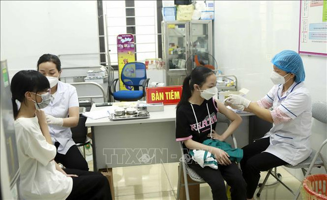 COVID-19 : plus de 6.000 nouveaux cas enregistrés en 24 heures ảnh 1 COVID-19 : plus de 6.000 nouveaux cas enregistrés en 24 heures ảnh 1