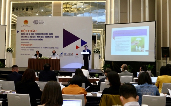 Le Vietnam atteint avant terme l'OMD dans la réduction de la pauvreté ảnh 2 Le Vietnam atteint avant terme l'OMD dans la réduction de la pauvreté ảnh 2