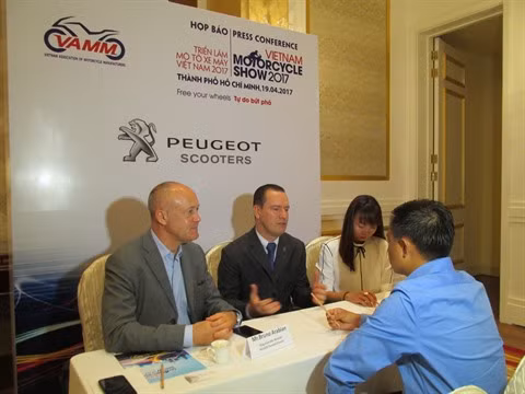 Plus de 100 modèles de moto à l'exposition VMCS 2017 à Hô Chi Minh-Ville ảnh 2