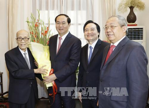 Le président Tran Dai Quang formule ses vœux du Têt à des intellectuels ảnh 1 Le président Tran Dai Quang formule ses vœux du Têt à des intellectuels ảnh 1