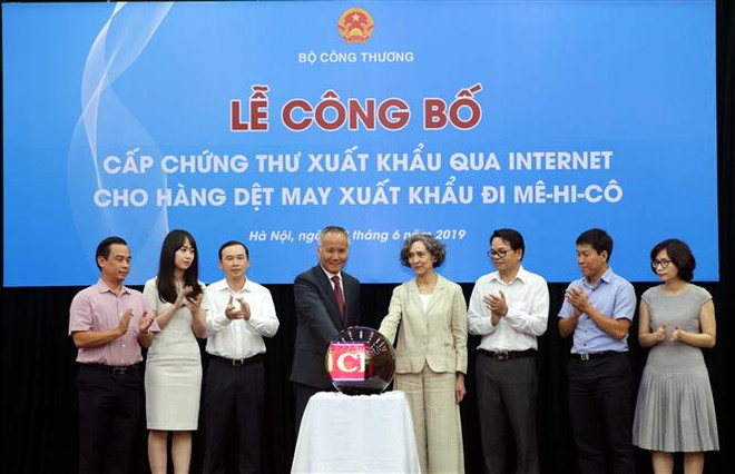 Textile-habillement : octroi des certificats d’exportation via Internet ảnh 1 Textile-habillement : octroi des certificats d’exportation via Internet ảnh 1