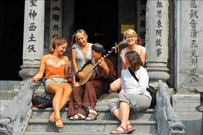 Promotion du tourisme pour accueillir 18 millions de touristes étrangers en 2019 ảnh 1 Promotion du tourisme pour accueillir 18 millions de touristes étrangers en 2019 ảnh 1