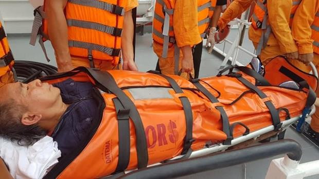 Bà Ria - Vung Tàu : un marin philippin malade transporté vers le continent ảnh 1 Bà Ria - Vung Tàu : un marin philippin malade transporté vers le continent ảnh 1