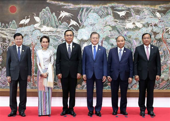 Le PM Nguyen Xuan Phuc au Sommet Mékong – République de Corée à Busan ảnh 1 Le PM Nguyen Xuan Phuc au Sommet Mékong – République de Corée à Busan ảnh 1