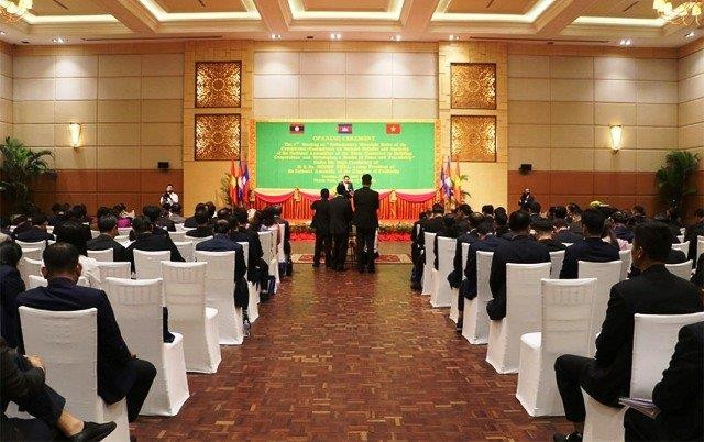 Conférence des Commissions de la défense et de la sécurité des AN du Cambodge, du Laos et du Vietnam ảnh 1 Conférence des Commissions de la défense et de la sécurité des AN du Cambodge, du Laos et du Vietnam ảnh 1