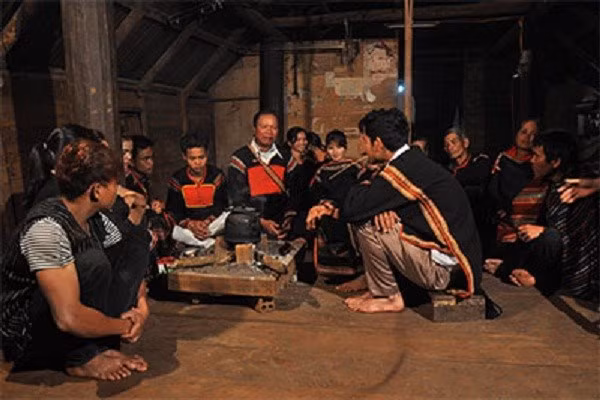 L’Eirei, la conversation musicale des Ede ảnh 1