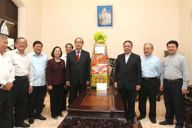 Hanoï et Ho Chi Minh-Ville adressent leurs voeux du Têt aux religieux ảnh 2 Hanoï et Ho Chi Minh-Ville adressent leurs voeux du Têt aux religieux ảnh 2