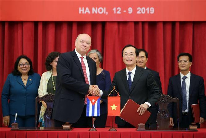 Clôture de la 37e réunion du Comité intergouvernemental Vietnam-Cuba ảnh 1 Clôture de la 37e réunion du Comité intergouvernemental Vietnam-Cuba ảnh 1