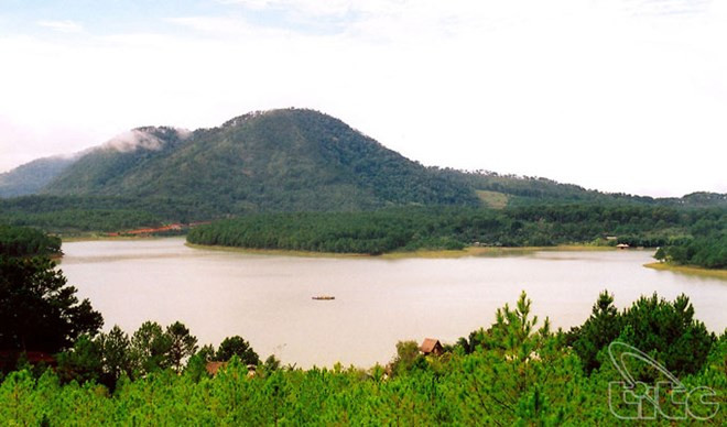 Beauté séduisante du lac Tuyen Lam à Da Lat ảnh 2 Beauté séduisante du lac Tuyen Lam à Da Lat ảnh 2