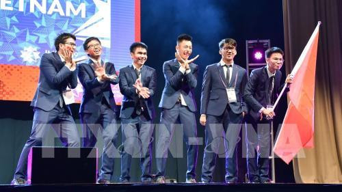 Le président du Comité des IMO apprécie la qualité de l’enseignement des maths au Vietnam ảnh 1 Le président du Comité des IMO apprécie la qualité de l’enseignement des maths au Vietnam ảnh 1