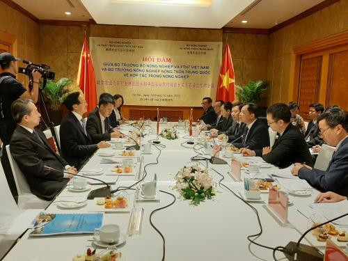 Vietnam-Chine : entretien entre les ministres de l’Agriculture ảnh 1 Vietnam-Chine : entretien entre les ministres de l’Agriculture ảnh 1