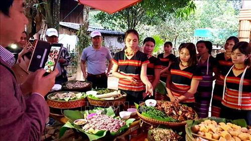 L’USAID aide à améliorer les moyens de subsistance des habitants du Centre ảnh 1 L’USAID aide à améliorer les moyens de subsistance des habitants du Centre ảnh 1