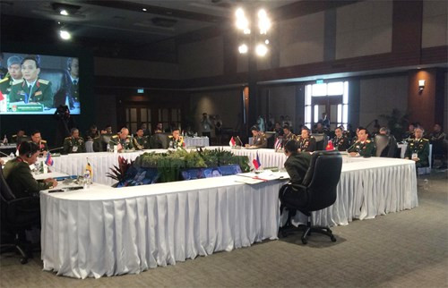 Les armées de terre des pays de l'ASEAN scellent une coopération ảnh 1 Les armées de terre des pays de l'ASEAN scellent une coopération ảnh 1