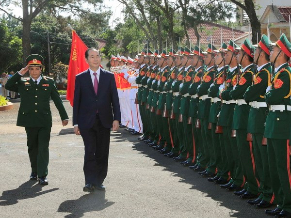 Le président Tran Dai Quang rend visite aux forces armées à Gia Lai ảnh 1 Le président Tran Dai Quang rend visite aux forces armées à Gia Lai ảnh 1