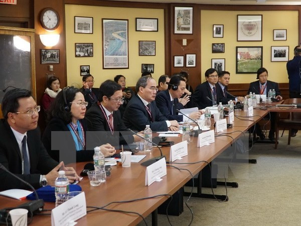Coopération dans l'éducation entre Ho Chi Minh-Ville et des localités américaines ảnh 1 Coopération dans l'éducation entre Ho Chi Minh-Ville et des localités américaines ảnh 1