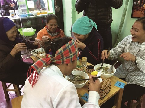 Un bol de bun bo Huê à 1.000 dôngs à Hanoï ảnh 2 Un bol de bun bo Huê à 1.000 dôngs à Hanoï ảnh 2