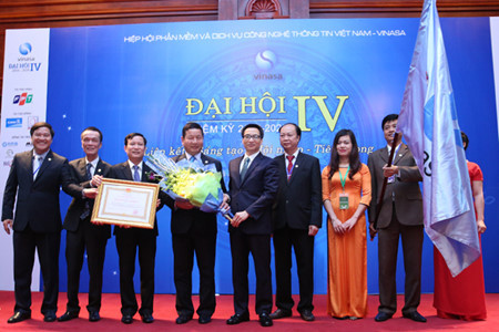 Le vice-Premier ministre Vu Duc Dam au congrès de VINASA ảnh 1 Le vice-Premier ministre Vu Duc Dam au congrès de VINASA ảnh 1