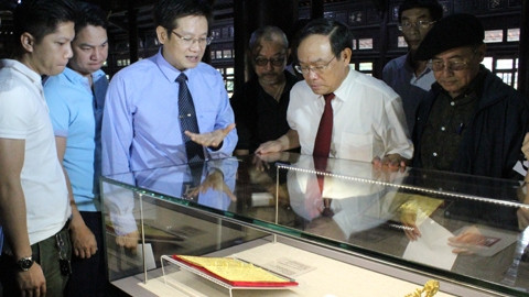 Exposition du trésor impérial de la dynastie des Nguyên à Huê ảnh 1 Exposition du trésor impérial de la dynastie des Nguyên à Huê ảnh 1