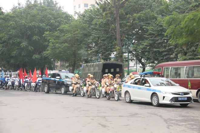 Lancement de l’Année de la sécurité de circulation 2016 ảnh 1 Lancement de l’Année de la sécurité de circulation 2016 ảnh 1