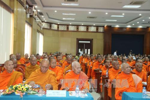 Rencontre à l’occasion de la fête Chol Chnam Thmay des Khmers ảnh 1 Rencontre à l’occasion de la fête Chol Chnam Thmay des Khmers ảnh 1
