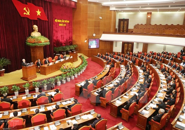 Clôture du 2ème plénum du Comité central du Parti communiste du Vietnam ảnh 2 Clôture du 2ème plénum du Comité central du Parti communiste du Vietnam ảnh 2