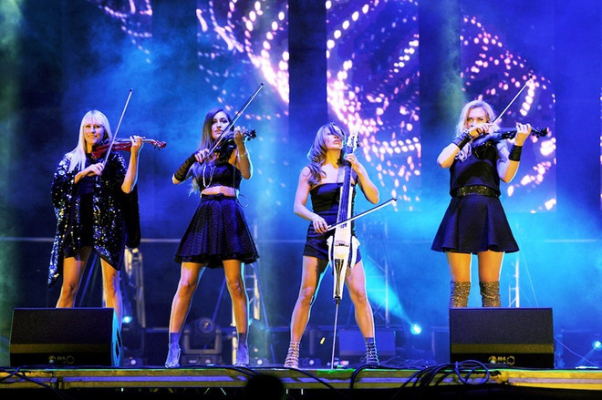 Le quatuor féminin Bond au concert Lexus 2016 ảnh 1 Le quatuor féminin Bond au concert Lexus 2016 ảnh 1