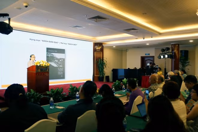 Remise des prix «Les meilleurs livres» 2022 ảnh 1