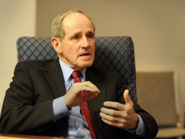 Un sénateur américain s'attend à une consolidation des relations Vietnam-Etats-Unis ảnh 1