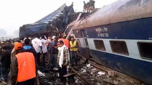 Accident de train en Inde: messages de condoléances des dirigeants vietnamiens ảnh 1 Accident de train en Inde: messages de condoléances des dirigeants vietnamiens ảnh 1