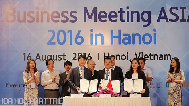 Conférence d’affaires de l’Asie 2016 à Hanoi ảnh 1 Conférence d’affaires de l’Asie 2016 à Hanoi ảnh 1