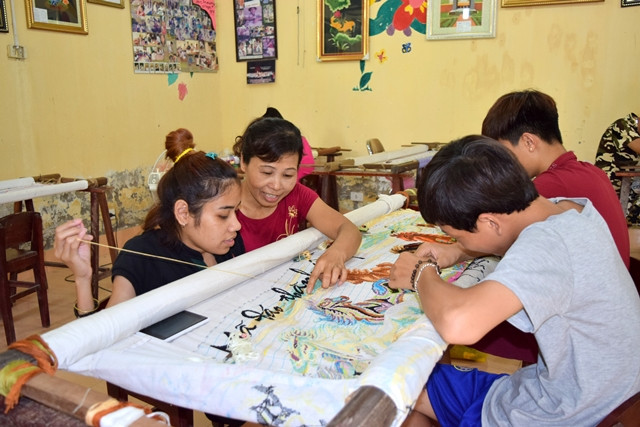 Village de l’Amitié du Vietnam : le monde se donne la main pour aider les victimes de l’agent orange ảnh 2 Village de l’Amitié du Vietnam : le monde se donne la main pour aider les victimes de l’agent orange ảnh 2