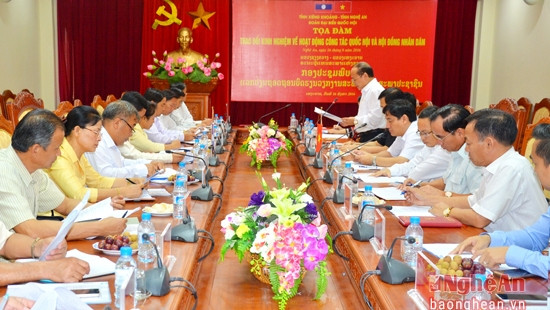 Nghê An et Xieng Khuang ne cessent de cultiver leur solidarité ảnh 1