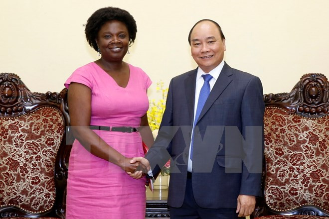 Le PM Nguyen Xuan Phuc reçoit la directrice nationale de la BM au Vietnam ảnh 1 Le PM Nguyen Xuan Phuc reçoit la directrice nationale de la BM au Vietnam ảnh 1