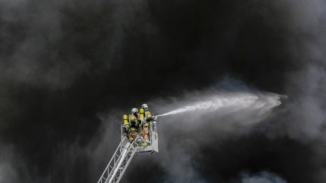 Un marché vietnamien à Berlin prend feu ảnh 1 Un marché vietnamien à Berlin prend feu ảnh 1