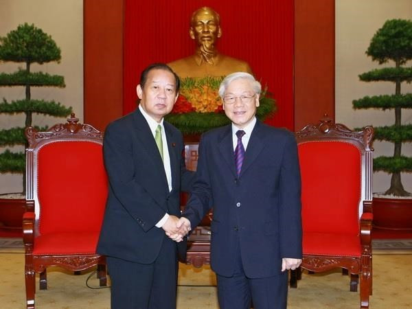 Le chef du PCV Nguyen Phu Trong reçoit le secrétaire général du PLD (Japon) ảnh 1 Le chef du PCV Nguyen Phu Trong reçoit le secrétaire général du PLD (Japon) ảnh 1
