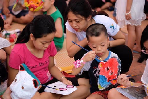 Haut les masques à la Fête de la Mi-automne ảnh 1