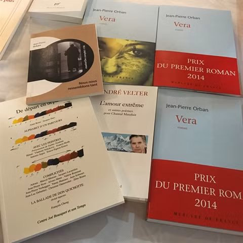 Échanges entre poètes francophones et vietnamiens à Hanoi ảnh 3 Échanges entre poètes francophones et vietnamiens à Hanoi ảnh 3
