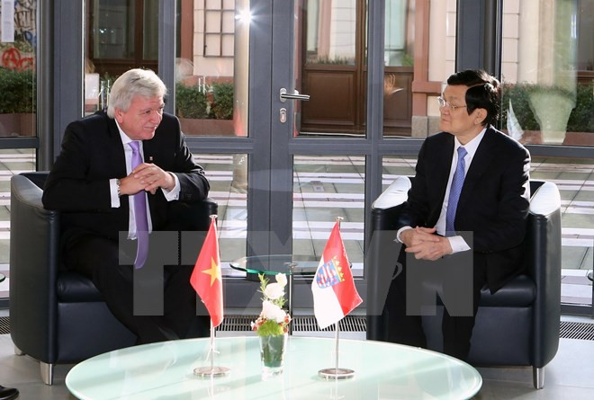 Activités du président Truong Tan Sang en Allemagne ảnh 1 Activités du président Truong Tan Sang en Allemagne ảnh 1