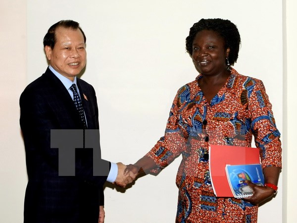 La BM proposera des iniatives pour réduire la pauvreté au Vietnam ảnh 1 La BM proposera des iniatives pour réduire la pauvreté au Vietnam ảnh 1
