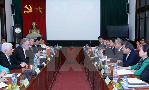 Syndicalisme: Vietnam et Biélorussie renforcent leur coopération ảnh 1 Syndicalisme: Vietnam et Biélorussie renforcent leur coopération ảnh 1