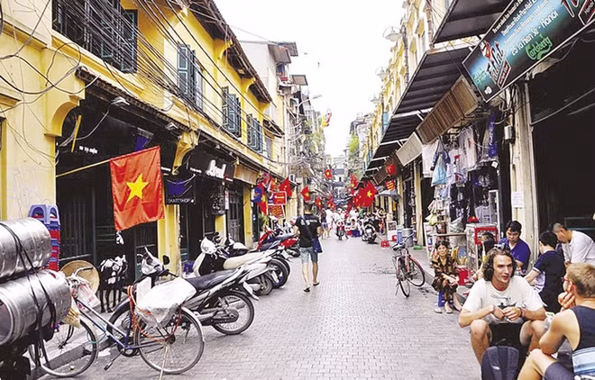 Hanoi escompte 21,2 millions de visiteurs en 2016 ảnh 1