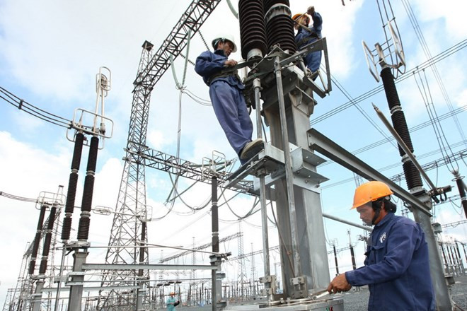 77.206 milliards de dôngs investis dans le réseau de transport d’électricité en cinq ans ảnh 1