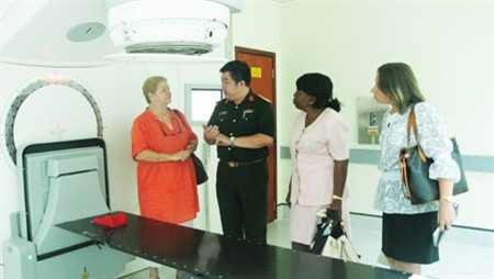 Médecine militaire : Vietnam et Cuba partagent leurs expériences ảnh 1 Médecine militaire : Vietnam et Cuba partagent leurs expériences ảnh 1