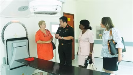 Médecine militaire : Vietnam et Cuba partagent leurs expériences ảnh 1