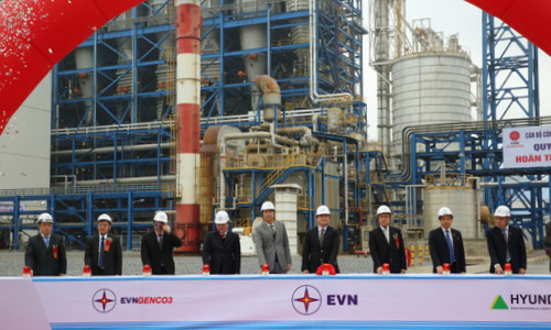 Mise en service de la centrale thermo-électrique de Mông Duong 1 ảnh 1