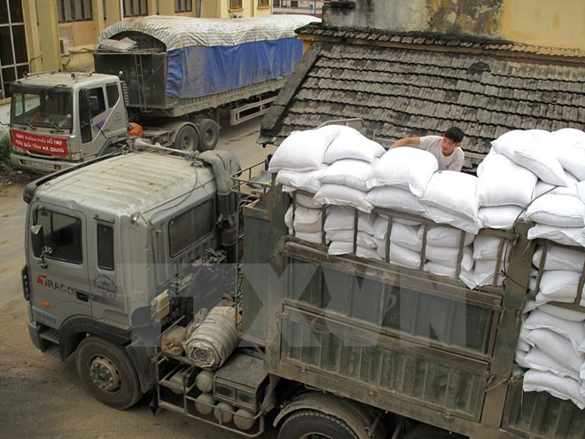 Têt 2016 : plus de 3.886 tonnes de riz pour Tuyen Quang et Nghe An ảnh 1 Têt 2016 : plus de 3.886 tonnes de riz pour Tuyen Quang et Nghe An ảnh 1