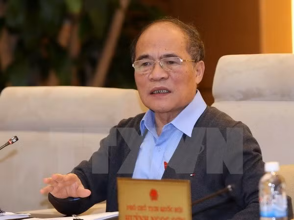 Le Comité permanent de l'AN discute de divers projets de loi ảnh 1