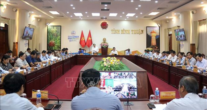 Binh Thuan continue d'accélérer le développement de l'industrie, du tourisme et de l'agriculture ảnh 1