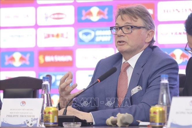 L'entraîneur Philippe Troussier souhaite donner des opportunités à de nombreux footballeurs ảnh 1 L'entraîneur Philippe Troussier souhaite donner des opportunités à de nombreux footballeurs ảnh 1