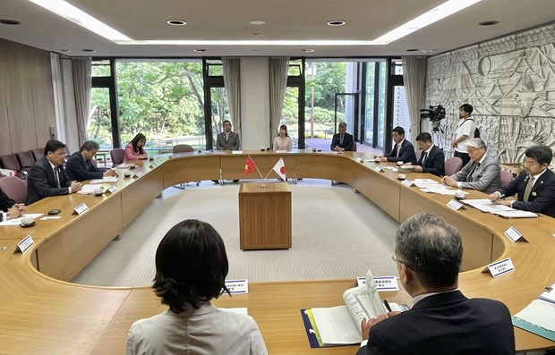 Séminaire sur la promotion des investissements du Vietnam à Tochigi (Japon) ảnh 1 Séminaire sur la promotion des investissements du Vietnam à Tochigi (Japon) ảnh 1